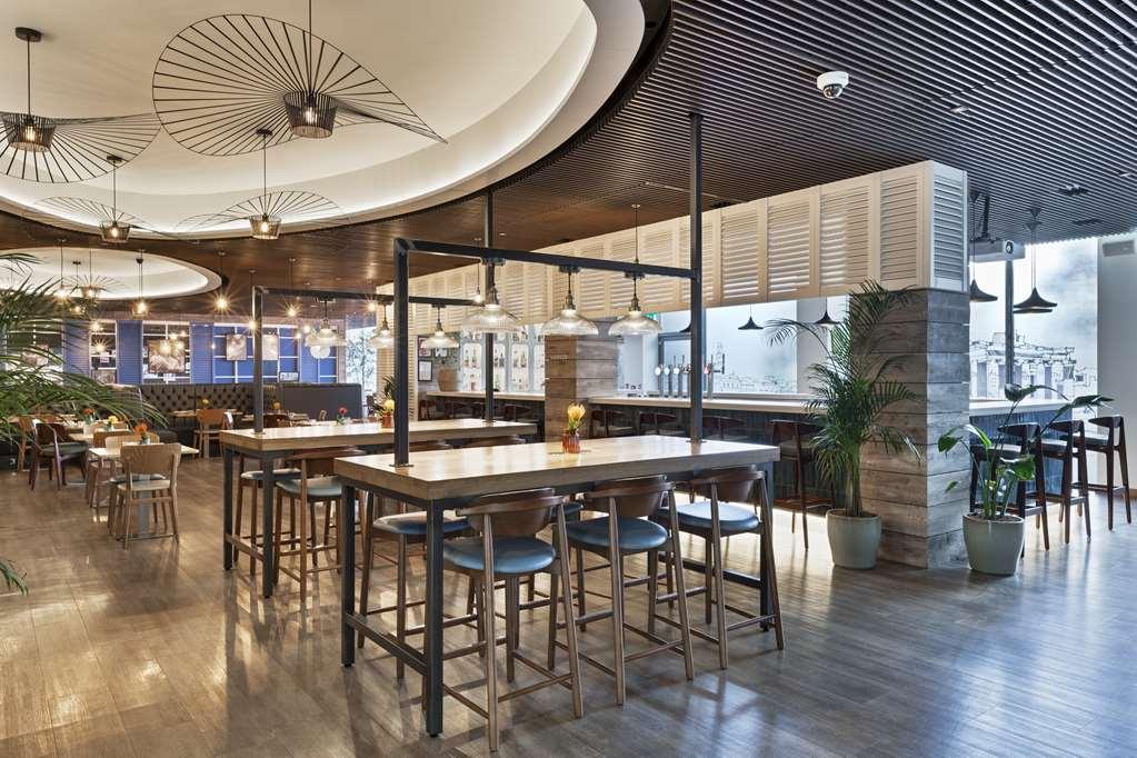 Radisson Red Hotel London Heathrow Restoran fotoğraf