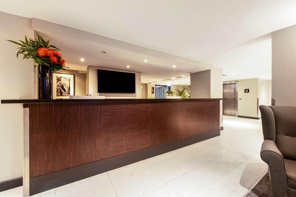 Radisson Red Hotel London Heathrow Konforlar fotoğraf
